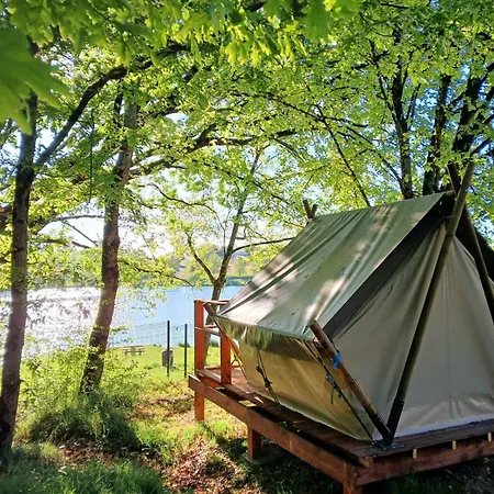Les Auzerals Camping Du Lac Rabastens Buitenkant foto